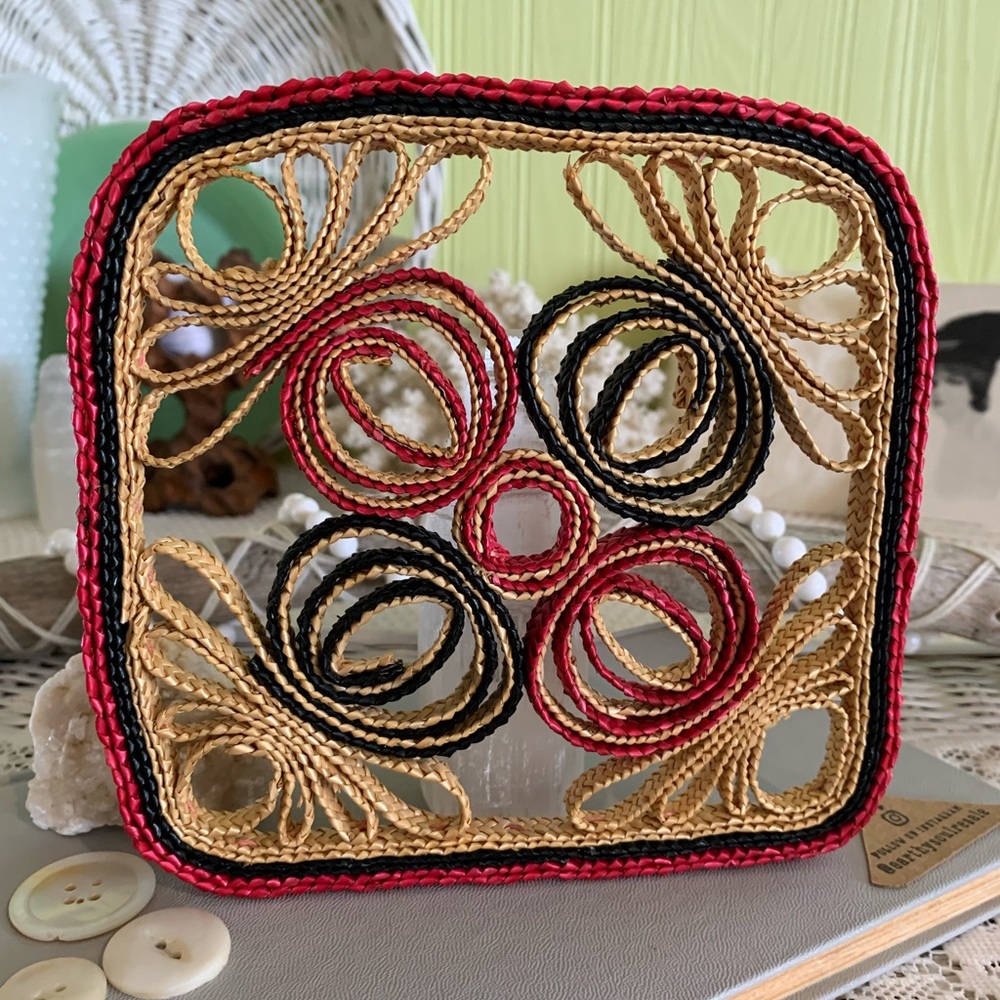 Vintage Trivet 🍎 - Picture 2 of 9